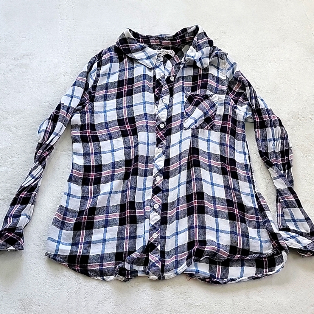 💙 NEVER WORN PLAID THIN FLANNEL BEACH COVER UP BUTTON UP